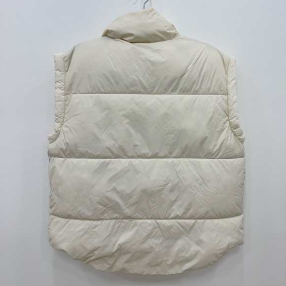 Offline by Aerie Cream white Puffer Vest fits oversized great condition - Picture 3 of 5